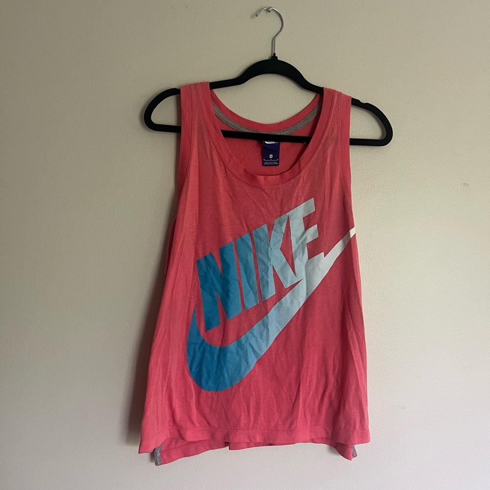 Nike Pink Tank Top size medium athletic athleisure workout gym